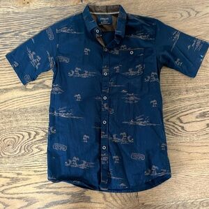 Nomad short sleeve boys collar button Hawaiian shirt size 10/12 navy med…